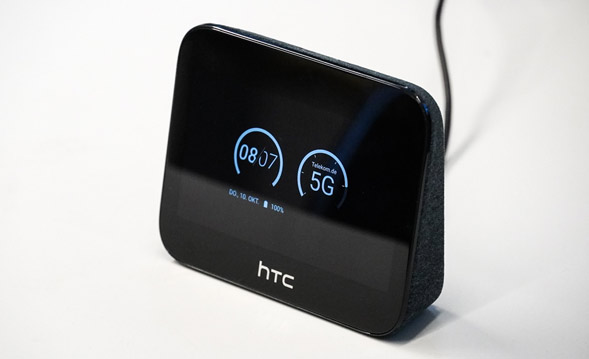 HTC 5G Hub Router