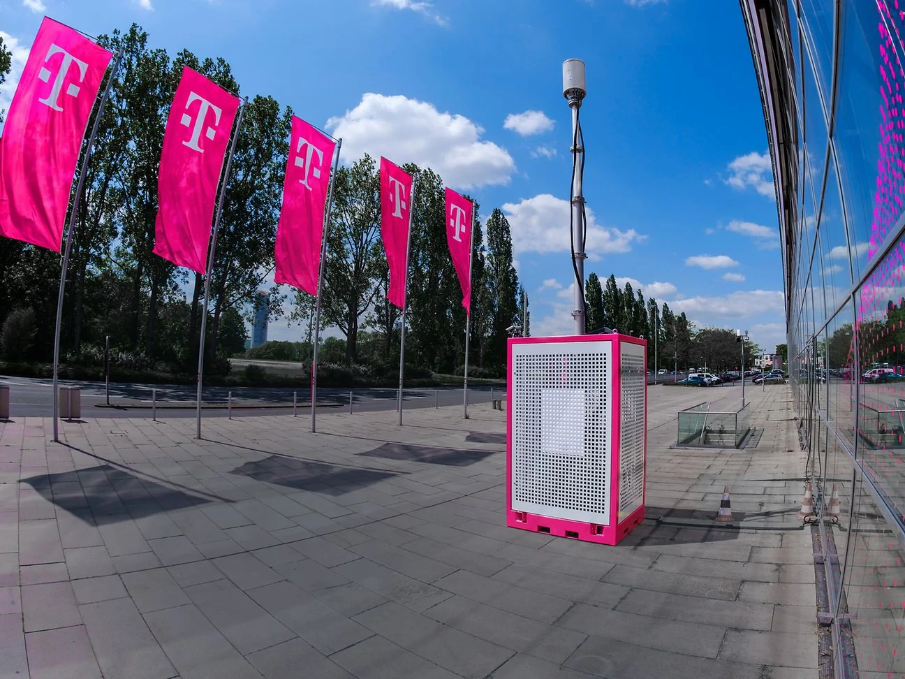 der 5G-Mobilfunkmast-to-go der Deutschen Telekom