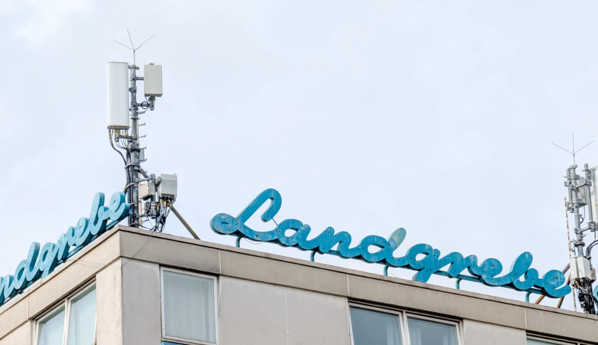 Mobilfunkantennen auf Haus